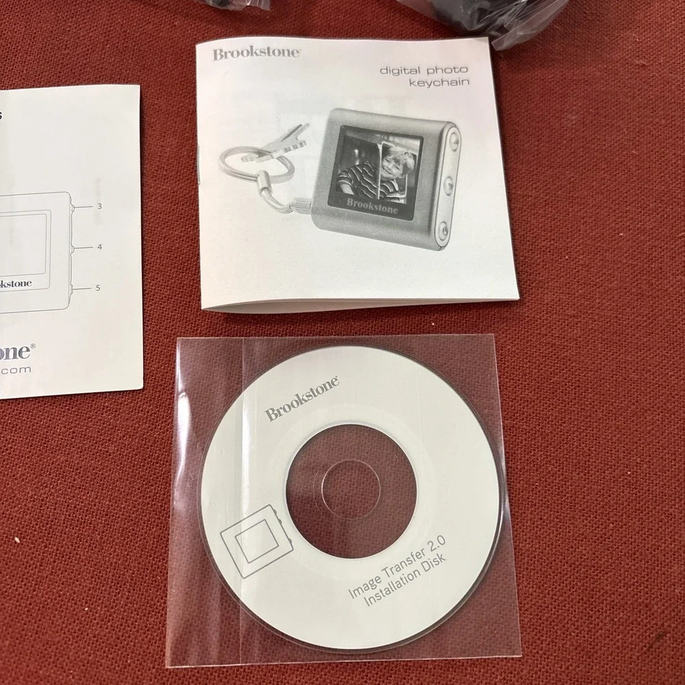 Brookstone PictureBook Mini Digital Photo Keychain 1.4